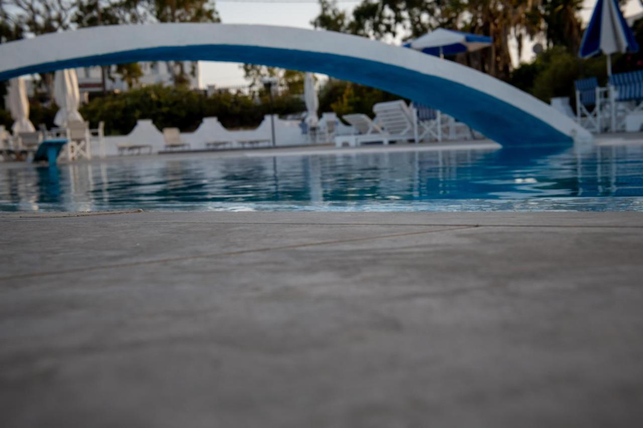 The F Suites Karterados  Exterior foto